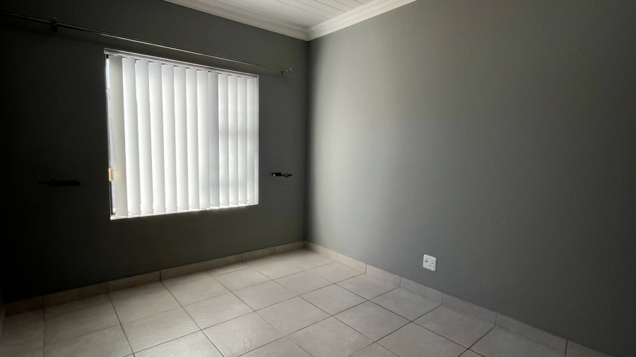 4 Bedroom Property for Sale in Island View Western Cape